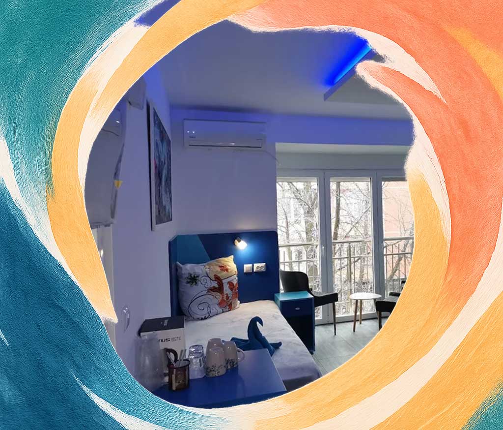 Rejuvenate in the 200m² aqua zone at Sagittarius. Featuring a jacuzzi, sauna, and steam bath for post-festival recovery.